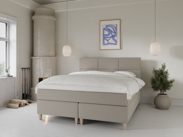 Snefrid Fjord 180x210 Sand Nordic Dream tilbyder senge med skandinavisk design og højkvalitets materialer. Oplev perfekt komfort for en god nattesøvn. Bestil din i dag!