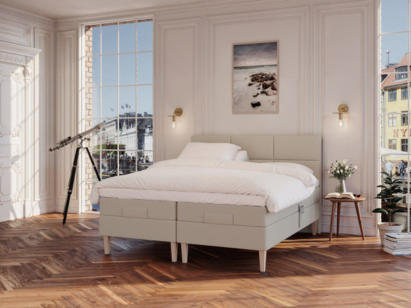 Ragna Nordlys 180x210 Sand Nordic Dream tilbyder senge med skandinavisk design og højkvalitets materialer. Oplev perfekt komfort for en god nattesøvn. Bestil din i dag!