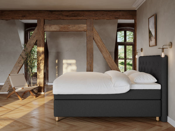 Nora Fjord | 220x220 | Antracit - Nordic Dream