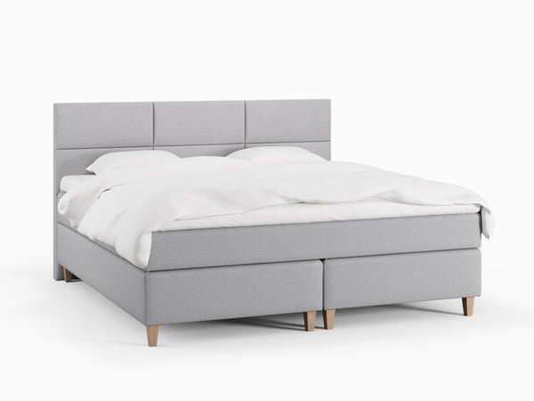 Snefrid Älv 220x220 Lys grå Nordic Dream tilbyder senge med skandinavisk design og højkvalitets materialer. Oplev perfekt komfort for en god nattesøvn. Bestil din i dag!