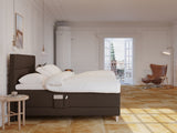 Aura Fjord 160x200 Mørk brun Nordic Dream tilbyder senge med skandinavisk design og højkvalitets materialer. Oplev perfekt komfort for en god nattesøvn. Bestil din i dag!