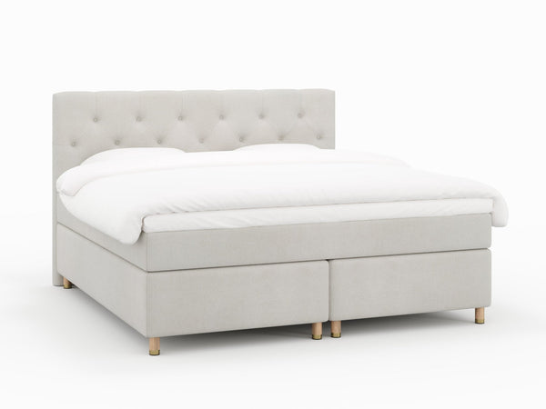 Nora Fjord | 210x210 | Bouclé cream - Nordic Dream