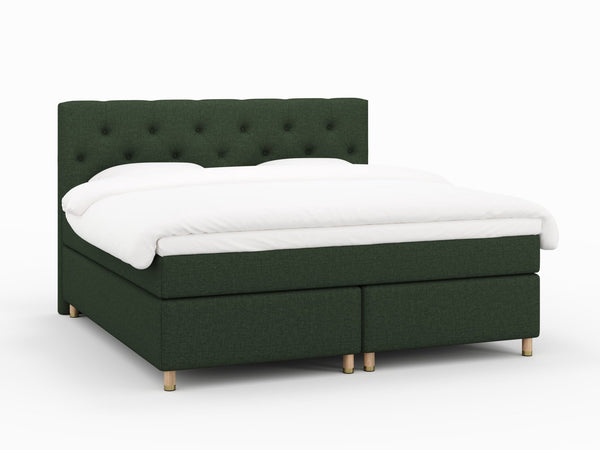 Nora Fjord | 220x220 | Dyb grøn - Nordic Dream