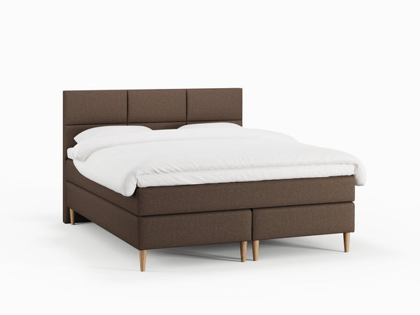 Svanhild Älv 180x200 Mørk brun Nordic Dream tilbyder senge med skandinavisk design og højkvalitets materialer. Oplev perfekt komfort for en god nattesøvn. Bestil din i dag!