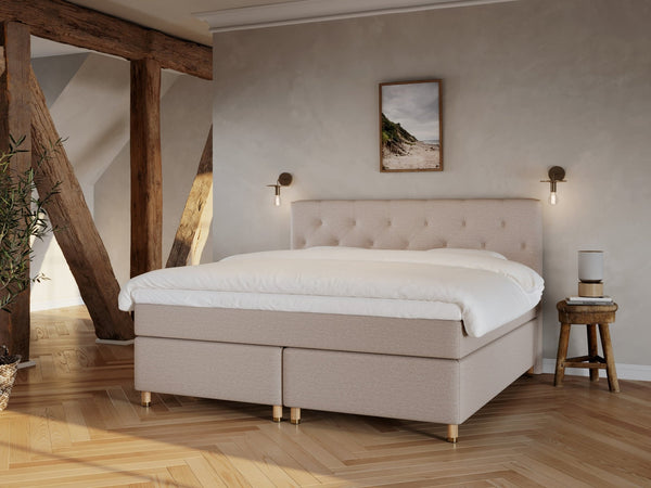 Nora Fjord | 220x220 | Macchiato - Nordic Dream