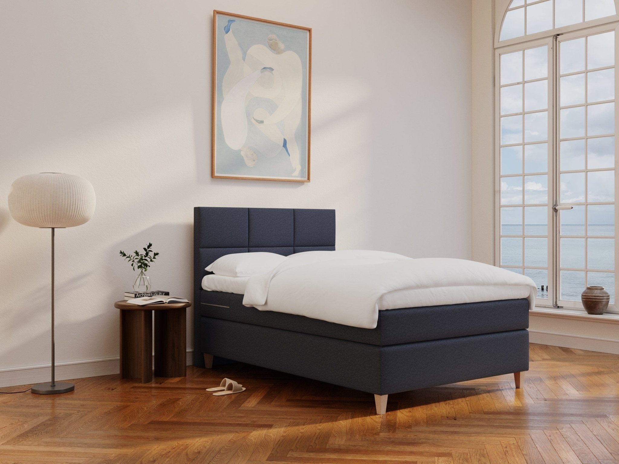 Snefrid Älv 120x200 Dyb blå Nordic Dream tilbyder senge med skandinavisk design og højkvalitets materialer. Oplev perfekt komfort for en god nattesøvn. Bestil din i dag!