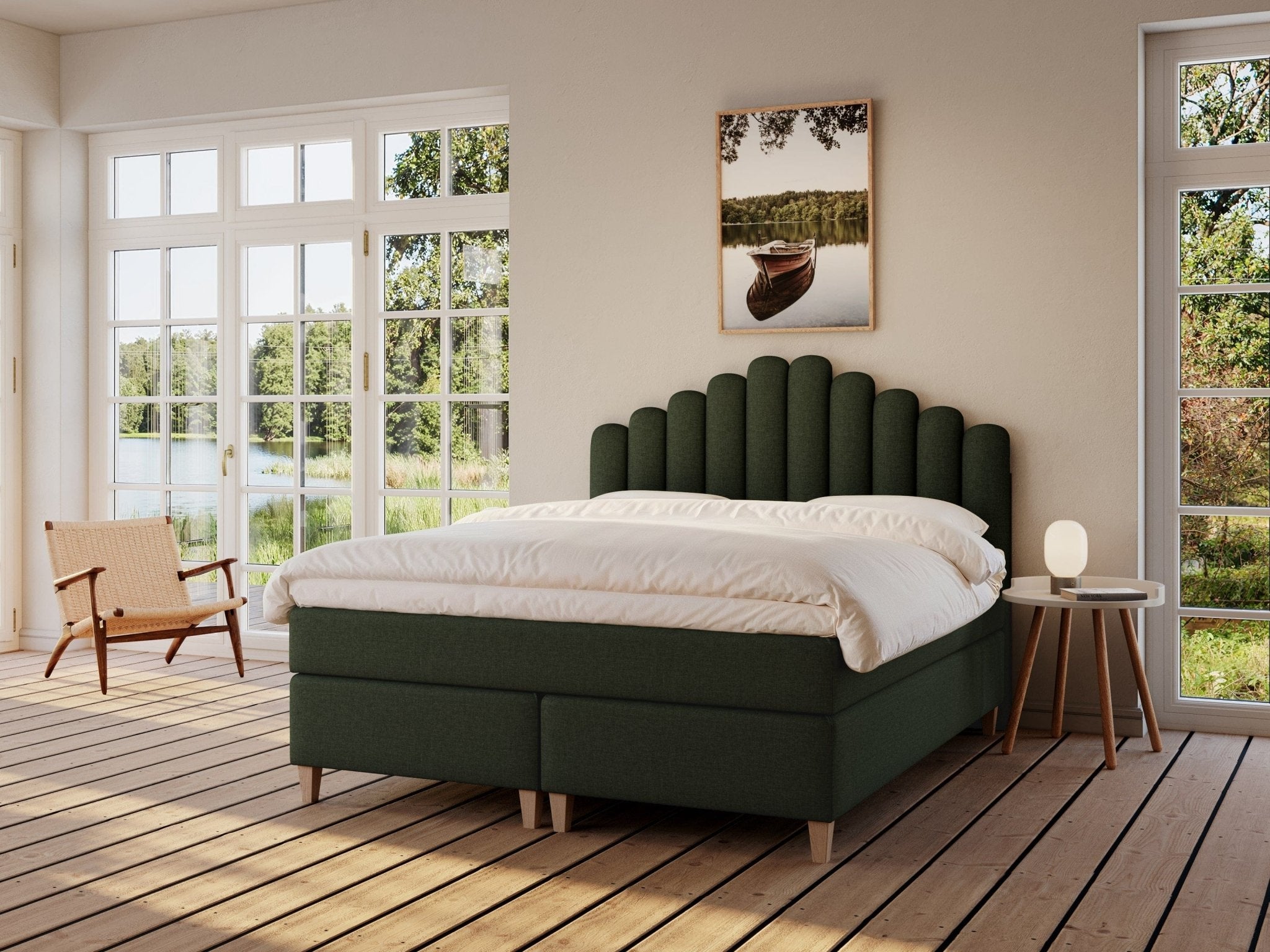 Snefrid Fjäll 180x210 Dyb Grøn Nordic Dream tilbyder senge med skandinavisk design og højkvalitets materialer. Oplev perfekt komfort for en god nattesøvn. Bestil din i dag!