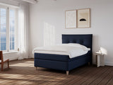 Snefrid Nordlys 140x200 Dyb blå Nordic Dream tilbyder senge med skandinavisk design og højkvalitets materialer. Oplev perfekt komfort for en god nattesøvn. Bestil din i dag!