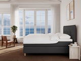 Snefrid Nordlys 200x200 Antracit Nordic Dream tilbyder senge med skandinavisk design og højkvalitets materialer. Oplev perfekt komfort for en god nattesøvn. Bestil din i dag!