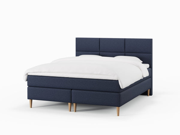 Svanhild Älv 180x200 Dyb blå Nordic Dream tilbyder senge med skandinavisk design og højkvalitets materialer. Oplev perfekt komfort for en god nattesøvn. Bestil din i dag!