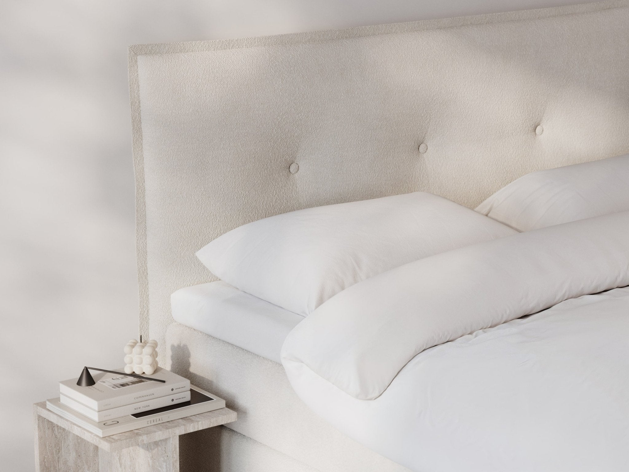 Alva Älv 220x220 Bouclé cream Nordic Dream tilbyder senge med skandinavisk design og højkvalitets materialer. Oplev perfekt komfort for en god nattesøvn. Bestil din i dag!