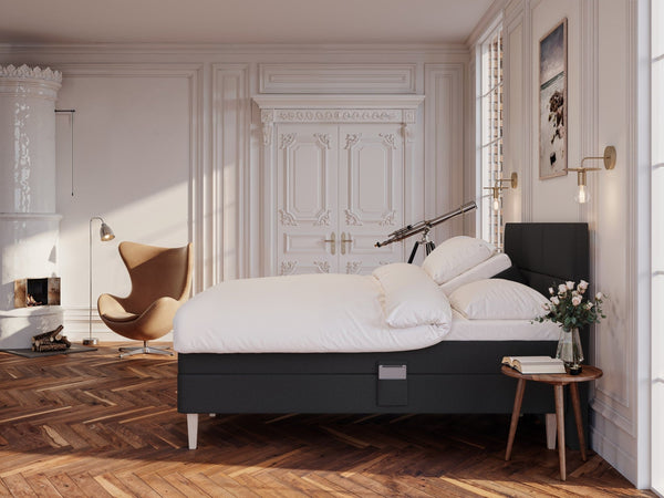 Ragna Nordlys 180x210 Antracit Nordic Dream tilbyder senge med skandinavisk design og højkvalitets materialer. Oplev perfekt komfort for en god nattesøvn. Bestil din i dag!