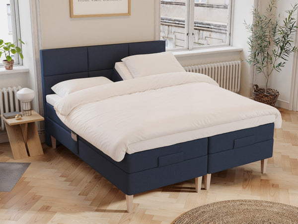 Ragna Älv 160x200 Dyb blå Nordic Dream tilbyder senge med skandinavisk design og højkvalitets materialer. Oplev perfekt komfort for en god nattesøvn. Bestil din i dag!