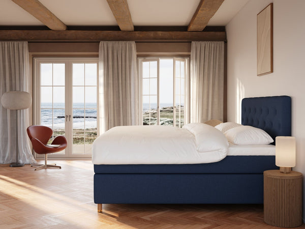 Nora Fjäll | 220x220 | Dyb blå - Nordic Dream