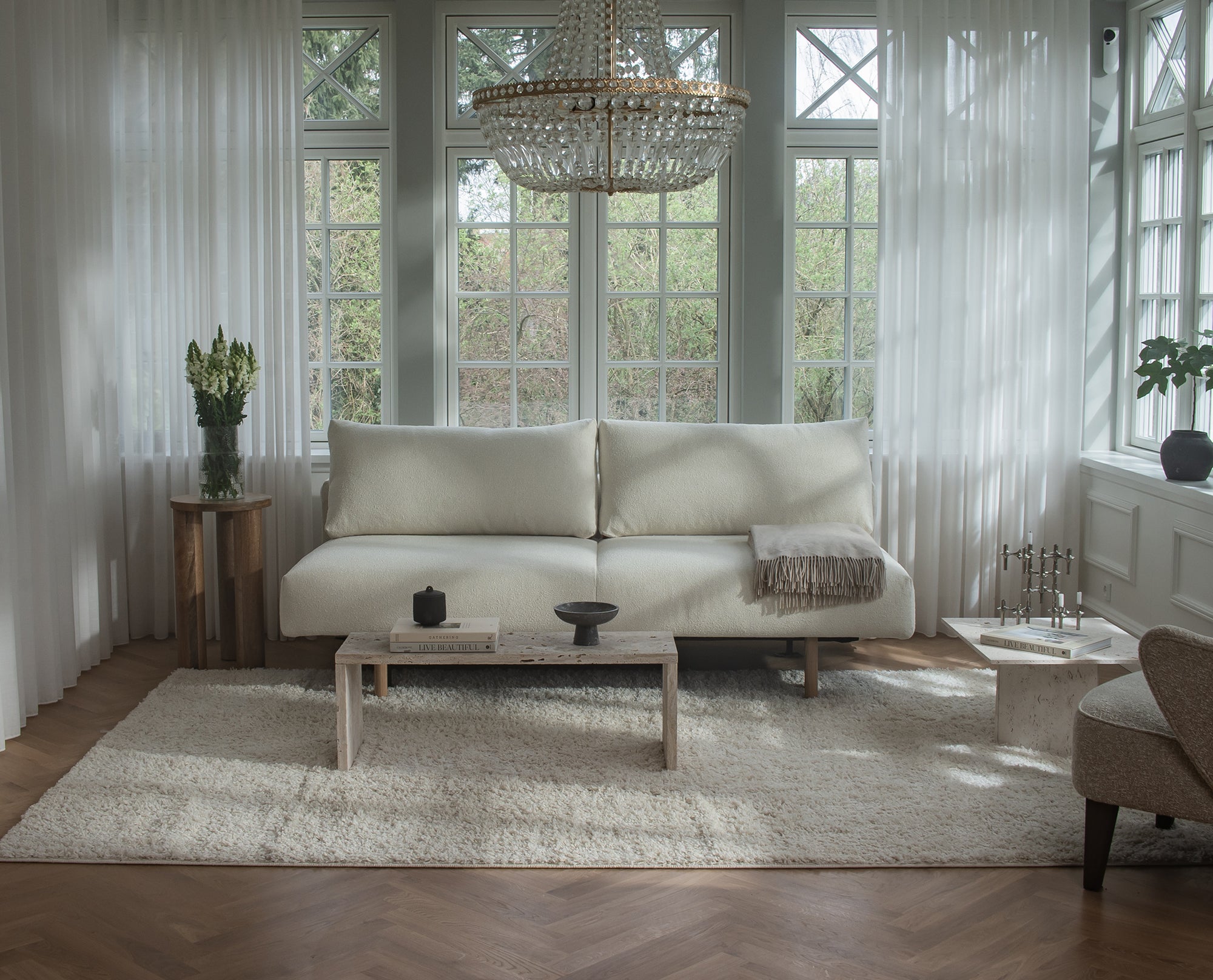 Maya | 140x200 | Bouclé off white | 531 - Nordic Dream