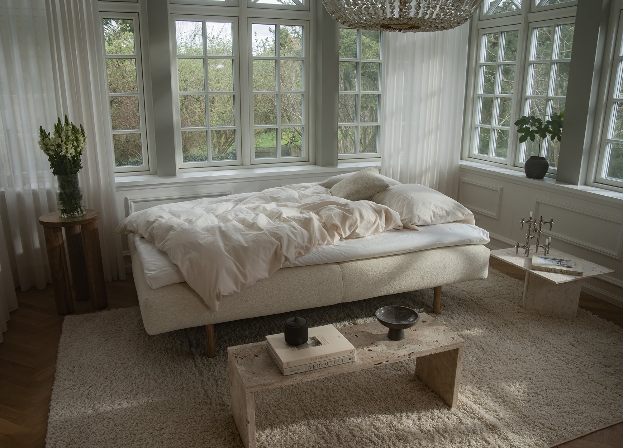 Maya | 140x200 | Bouclé off white | 531 - Nordic Dream