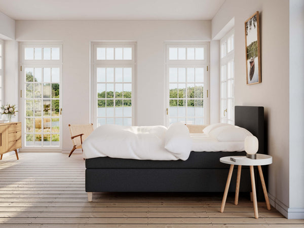 Snefrid Fjäll 140x200 Antracit Nordic Dream tilbyder senge med skandinavisk design og højkvalitets materialer. Oplev perfekt komfort for en god nattesøvn. Bestil din i dag!