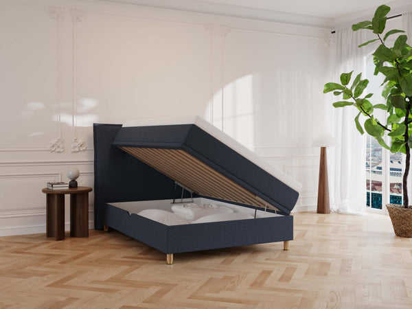 Alva Nordlys 140x200 Dyb blå Nordic Dream tilbyder senge med skandinavisk design og højkvalitets materialer. Oplev perfekt komfort for en god nattesøvn. Bestil din i dag!