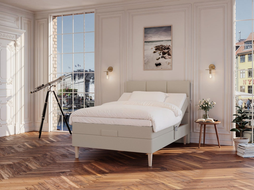 Ragna Nordlys 140x200 Sand Nordic Dream tilbyder senge med skandinavisk design og højkvalitets materialer. Oplev perfekt komfort for en god nattesøvn. Bestil din i dag!