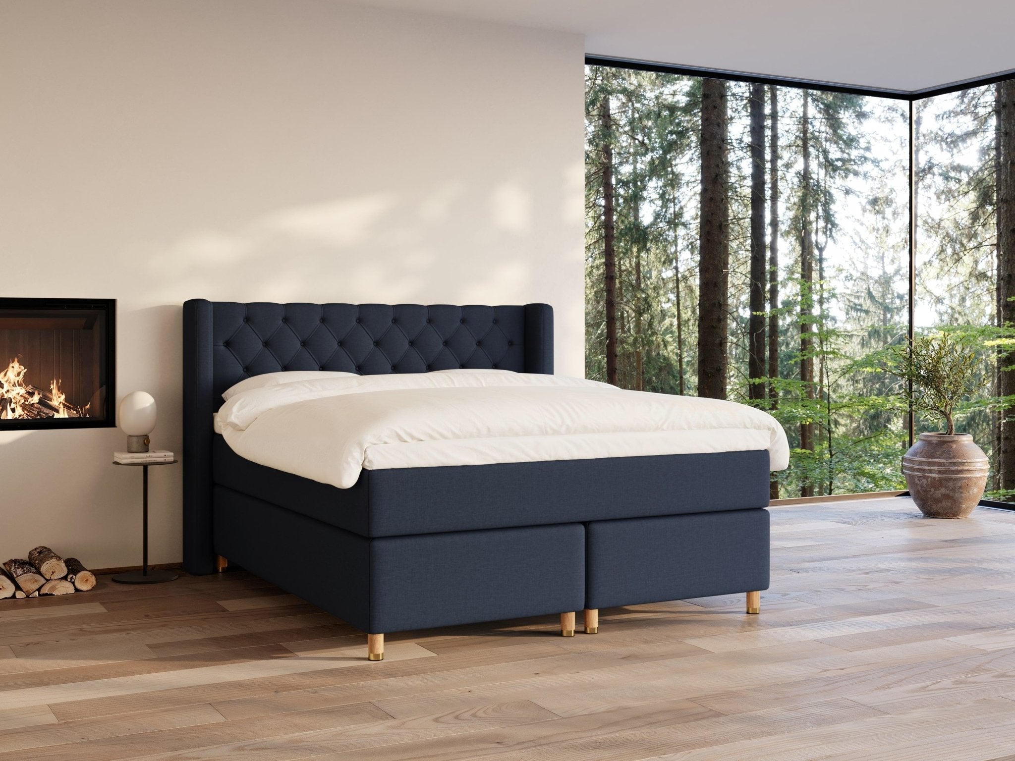 Eira Fjord 180x200 Dyb blå Nordic Dream tilbyder senge med skandinavisk design og højkvalitets materialer. Oplev perfekt komfort for en god nattesøvn. Bestil din i dag!