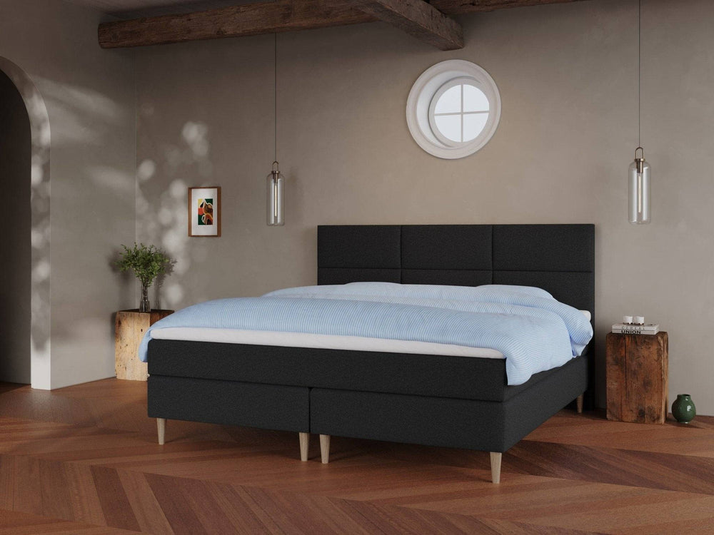 Svanhild | 210x210 | Antracit - Nordic Dream