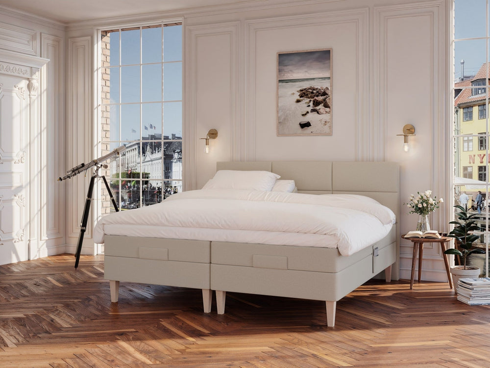 Ragna Nordlys 210x210 Sand Nordic Dream tilbyder senge med skandinavisk design og højkvalitets materialer. Oplev perfekt komfort for en god nattesøvn. Bestil din i dag!