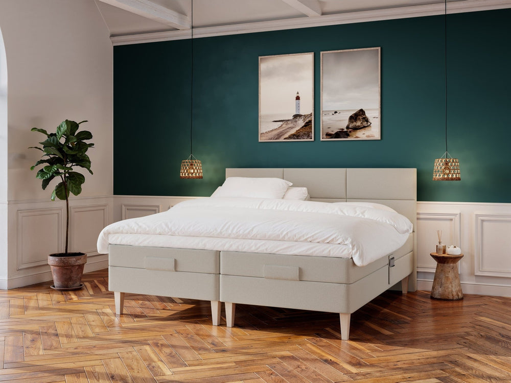 Ragna Fjäll 210x210 Sand Nordic Dream tilbyder senge med skandinavisk design og højkvalitets materialer. Oplev perfekt komfort for en god nattesøvn. Bestil din i dag!