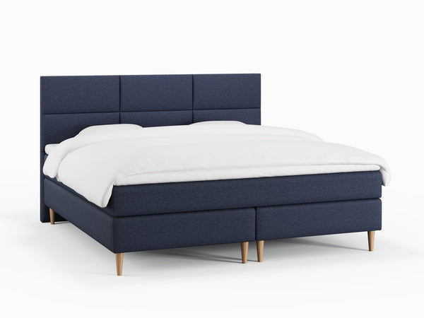 Svanhild Älv 210x210 Dyb blå Nordic Dream tilbyder senge med skandinavisk design og højkvalitets materialer. Oplev perfekt komfort for en god nattesøvn. Bestil din i dag!