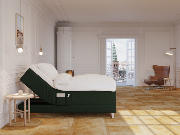 Aura Fjord 90x200 Dyb grøn Nordic Dream tilbyder senge med skandinavisk design og højkvalitets materialer. Oplev perfekt komfort for en god nattesøvn. Bestil din i dag!