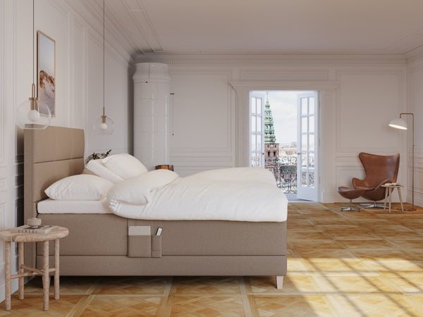 Aura Älv 180x210 Brun Nordic Dream tilbyder senge med skandinavisk design og højkvalitets materialer. Oplev perfekt komfort for en god nattesøvn. Bestil din i dag!