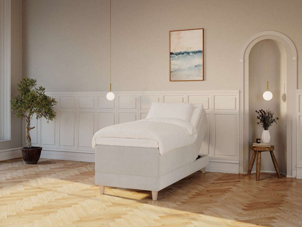 Aura Nordlys 90x210 Bouclé cream Nordic Dream tilbyder senge med skandinavisk design og højkvalitets materialer. Oplev perfekt komfort for en god nattesøvn. Bestil din i dag!