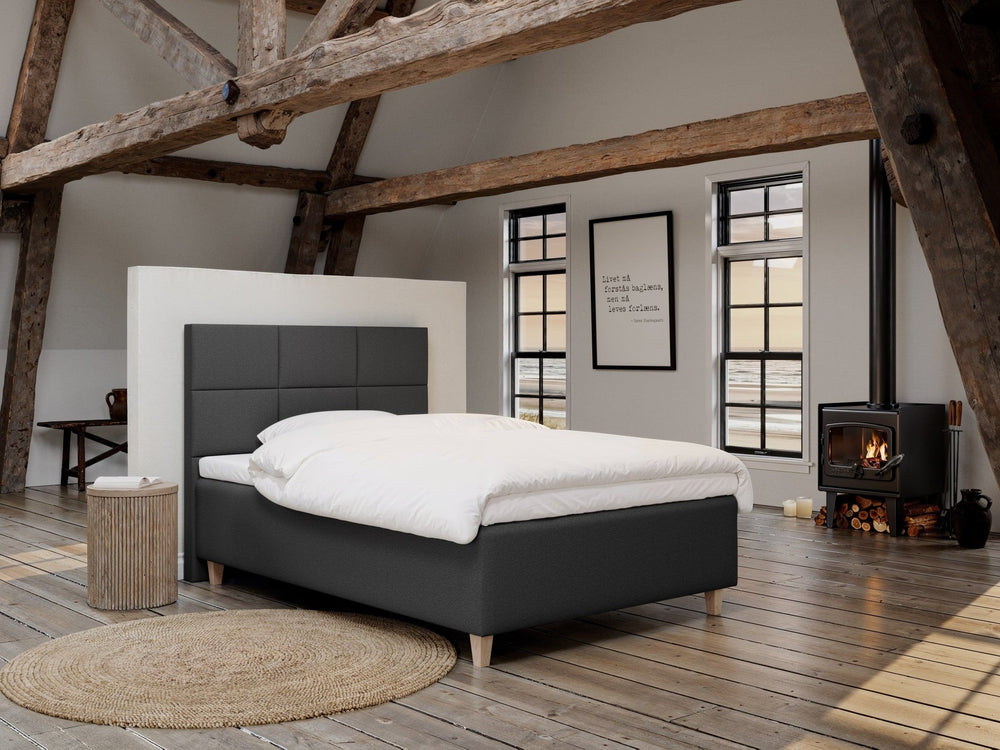 Freja Nordlys 140x200 Antracit Nordic Dream tilbyder senge med skandinavisk design og højkvalitets materialer. Oplev perfekt komfort for en god nattesøvn. Bestil din i dag!