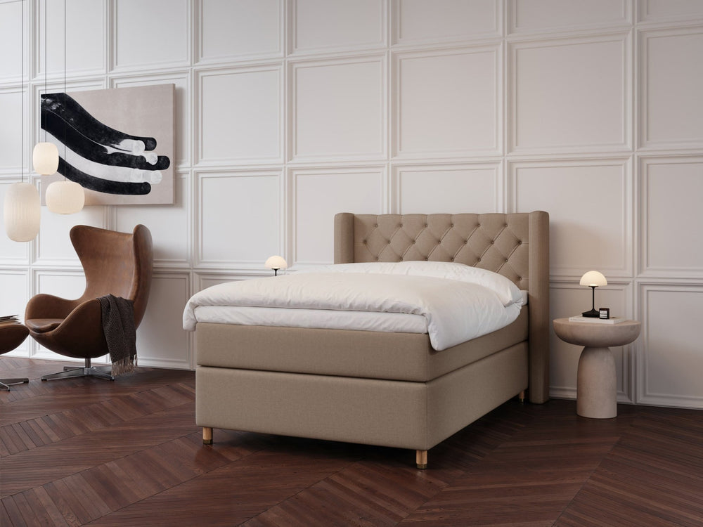 Eira Fjäll 140x200 Brun Nordic Dream tilbyder senge med skandinavisk design og højkvalitets materialer. Oplev perfekt komfort for en god nattesøvn. Bestil din i dag!