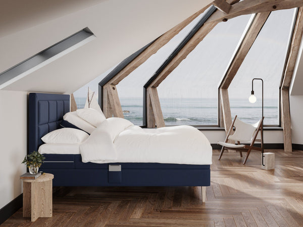Ragna Fjord 160x200 Dyb blå Nordic Dream tilbyder senge med skandinavisk design og højkvalitets materialer. Oplev perfekt komfort for en god nattesøvn. Bestil din i dag!