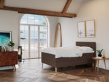 Astrid Fjord 140x200 Mørk brun Nordic Dream tilbyder senge med skandinavisk design og højkvalitets materialer. Oplev perfekt komfort for en god nattesøvn. Bestil din i dag!