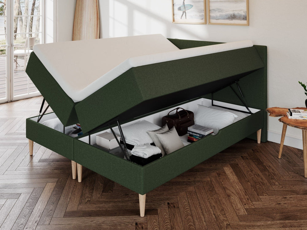 Astrid Fjord 180x200 Dyb grøn Nordic Dream tilbyder senge med skandinavisk design og højkvalitets materialer. Oplev perfekt komfort for en god nattesøvn. Bestil din i dag!