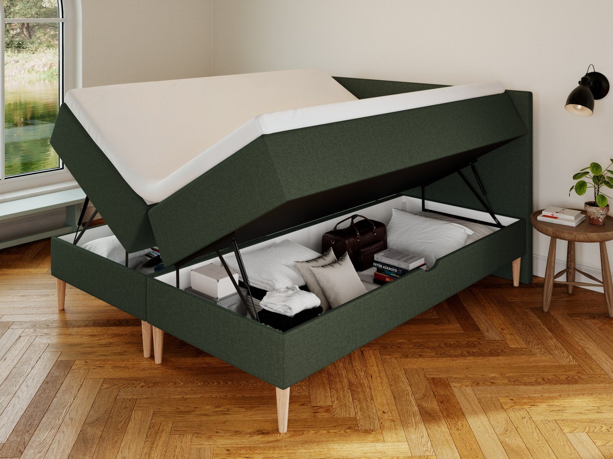 Astrid Älv 160x200 Dyb grøn Nordic Dream tilbyder senge med skandinavisk design og højkvalitets materialer. Oplev perfekt komfort for en god nattesøvn. Bestil din i dag!
