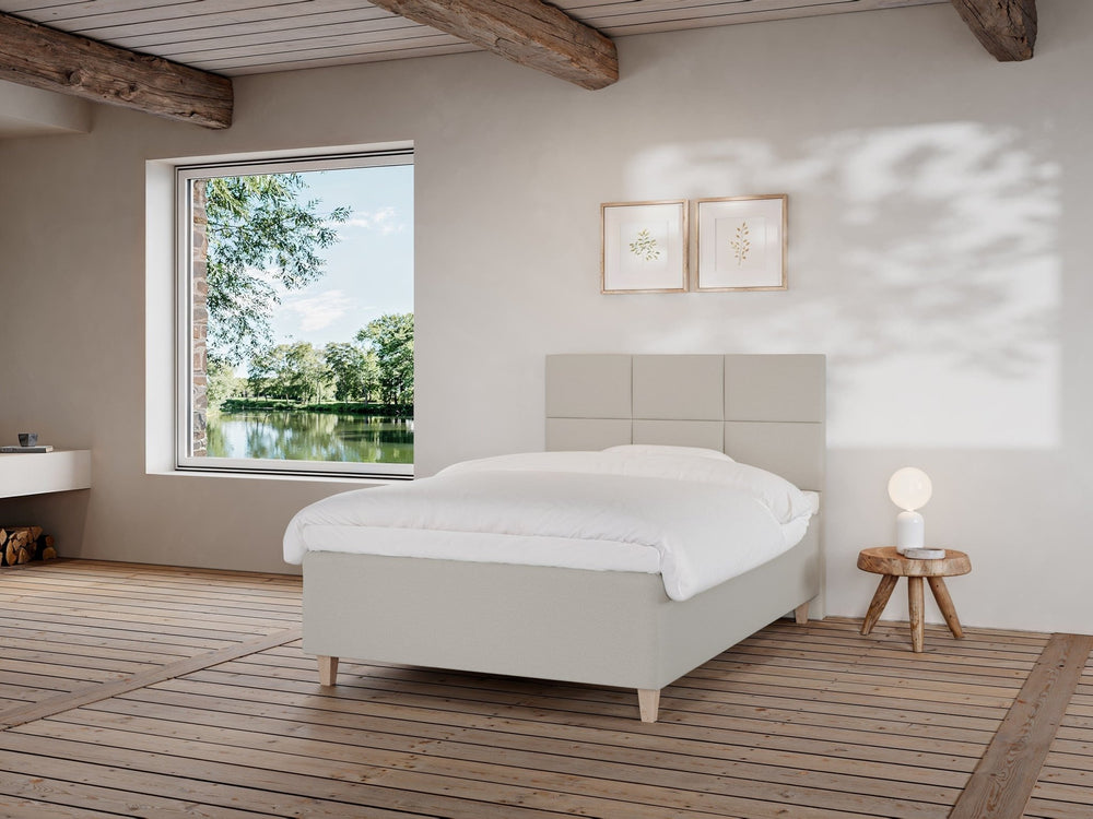 Freja Fjord 140x200 Sand Nordic Dream tilbyder senge med skandinavisk design og højkvalitets materialer. Oplev perfekt komfort for en god nattesøvn. Bestil din i dag!