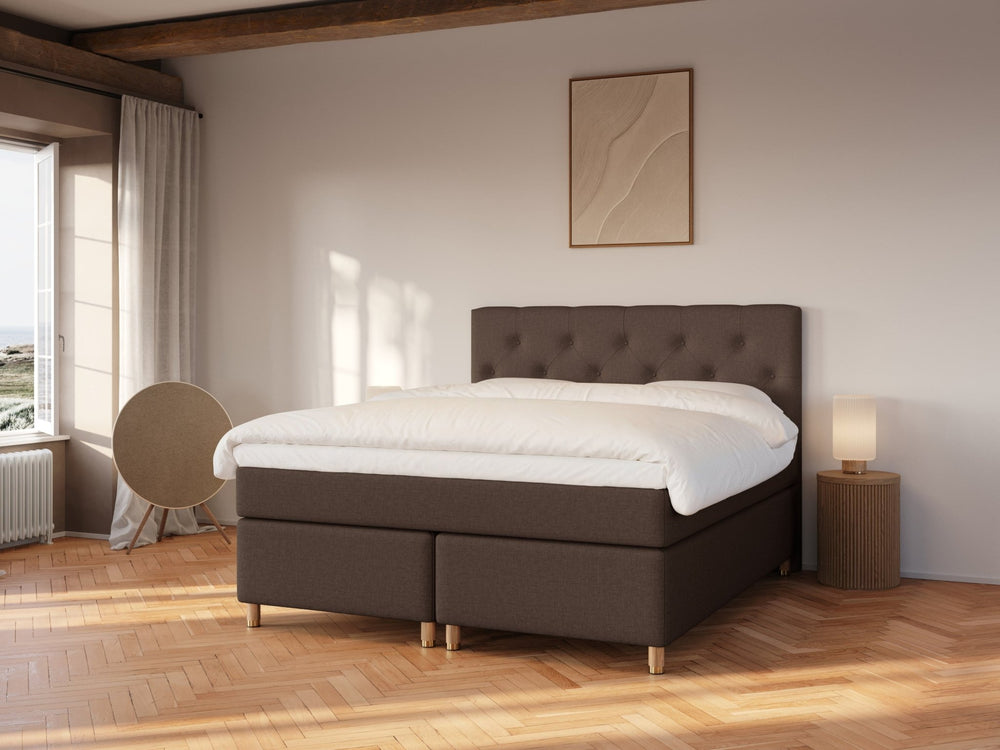 Nora Fjäll | 180x200 | Mørk brun - Nordic Dream