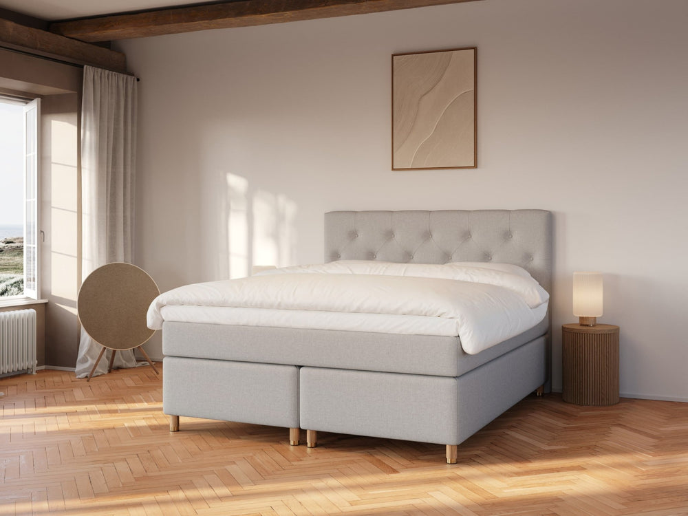 Nora Fjäll | 160x200 | Lys grå - Nordic Dream