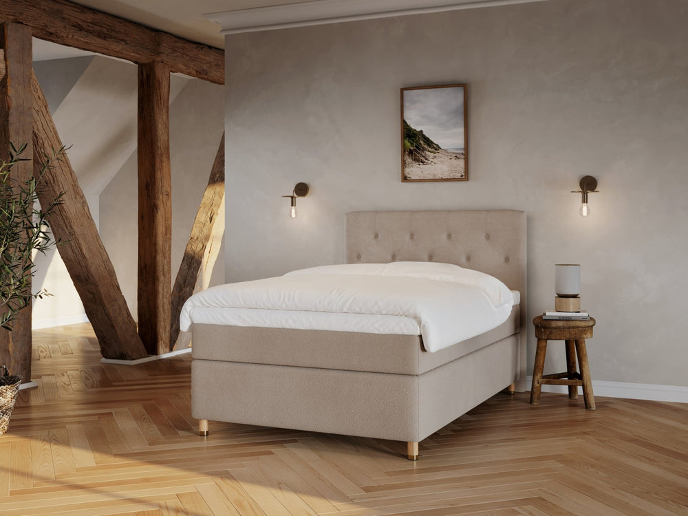 Nora Fjord | 140x200 | Bouclé latte - Nordic Dream