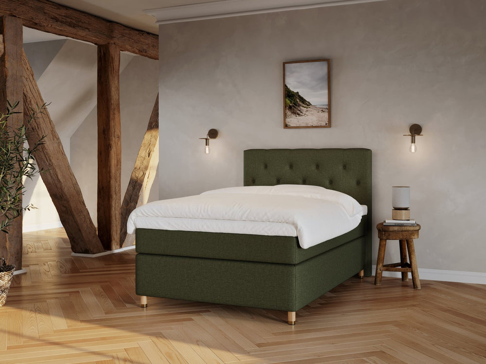 Nora Fjord | 140x200 | Dyb grøn - Nordic Dream