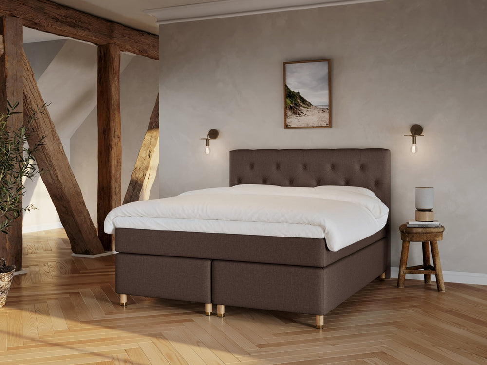 Nora Fjord | 180x200 | Mørk brun - Nordic Dream