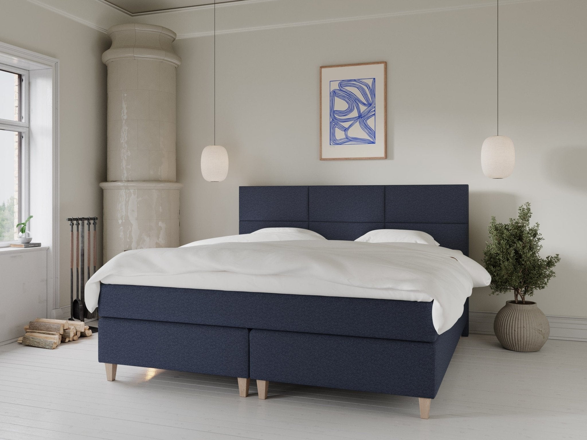 Snefrid Fjord 210x210 Dyb blå Nordic Dream tilbyder senge med skandinavisk design og højkvalitets materialer. Oplev perfekt komfort for en god nattesøvn. Bestil din i dag!