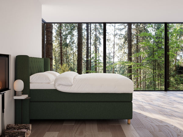 Eira Fjord 200x200 Dyb grøn Nordic Dream tilbyder senge med skandinavisk design og højkvalitets materialer. Oplev perfekt komfort for en god nattesøvn. Bestil din i dag!