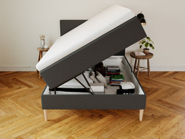 Astrid Fjord 140x200 Antracit Nordic Dream tilbyder senge med skandinavisk design og højkvalitets materialer. Oplev perfekt komfort for en god nattesøvn. Bestil din i dag!