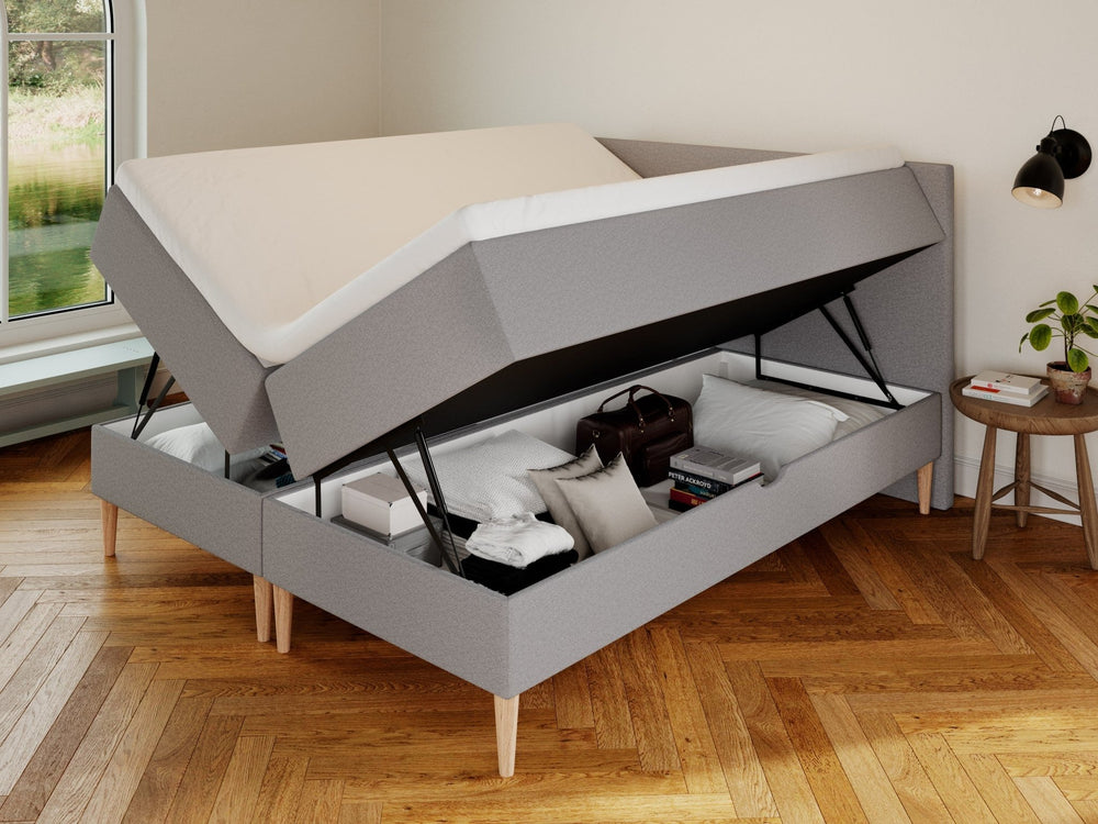 Astrid Nordlys 180x210 Lys grå Nordic Dream tilbyder senge med skandinavisk design og højkvalitets materialer. Oplev perfekt komfort for en god nattesøvn. Bestil din i dag!