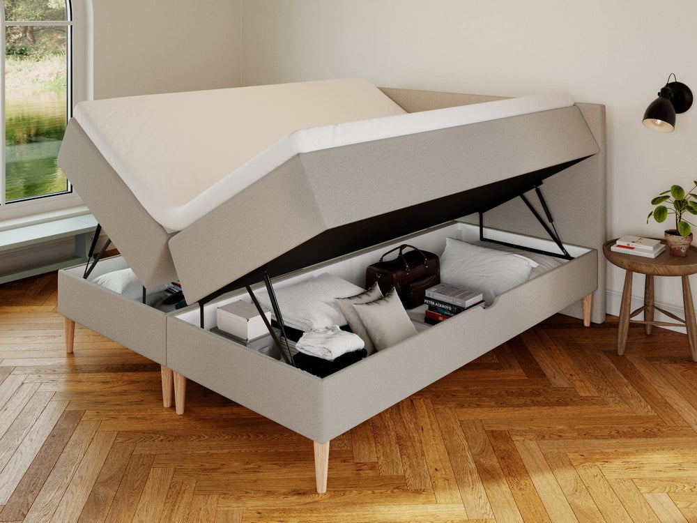 Astrid Nordlys 180x210 Sand Nordic Dream tilbyder senge med skandinavisk design og højkvalitets materialer. Oplev perfekt komfort for en god nattesøvn. Bestil din i dag!