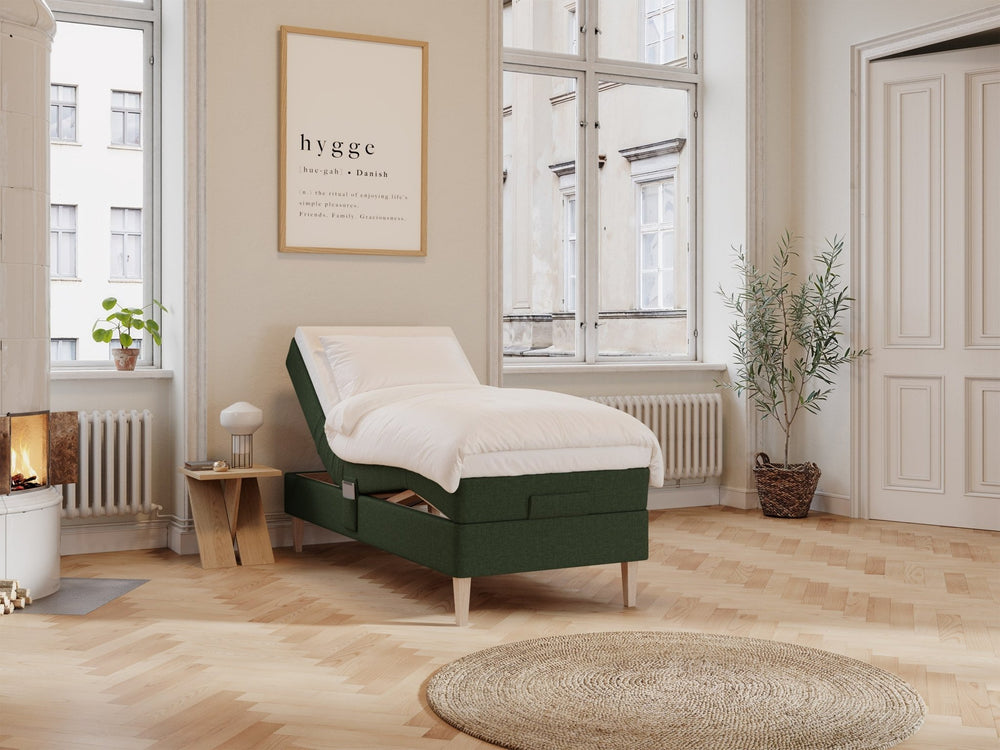 Ragna Älv 90x210 Dyb grøn Nordic Dream tilbyder senge med skandinavisk design og højkvalitets materialer. Oplev perfekt komfort for en god nattesøvn. Bestil din i dag!