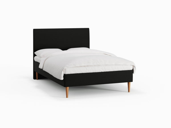 Saga Fjord 140x200 Sort Nordic Dream tilbyder senge med skandinavisk design og højkvalitets materialer. Oplev perfekt komfort for en god nattesøvn. Bestil din i dag!